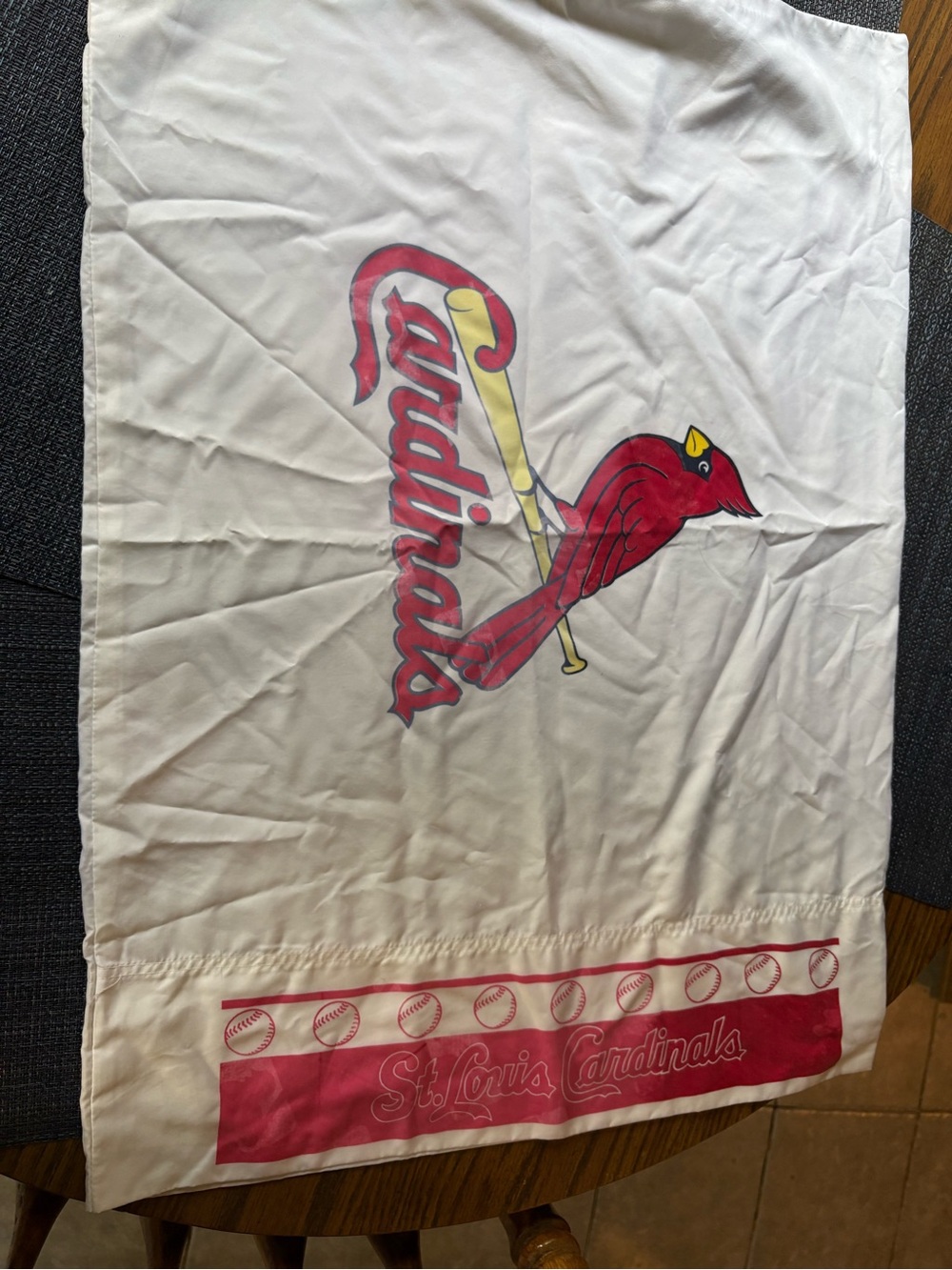 St. Louis Cardinals Pillowcase - Red Cardinal Logo on White